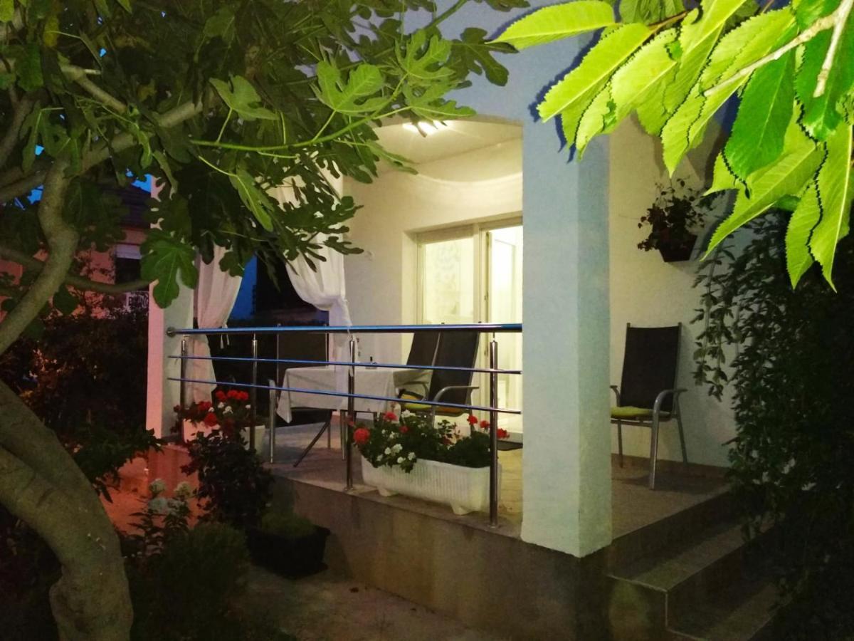 Radenka Zafron Apartment فوديس المظهر الخارجي الصورة
