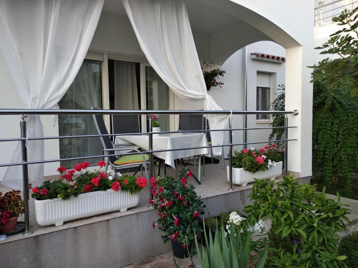 Radenka Zafron Apartment فوديس المظهر الخارجي الصورة