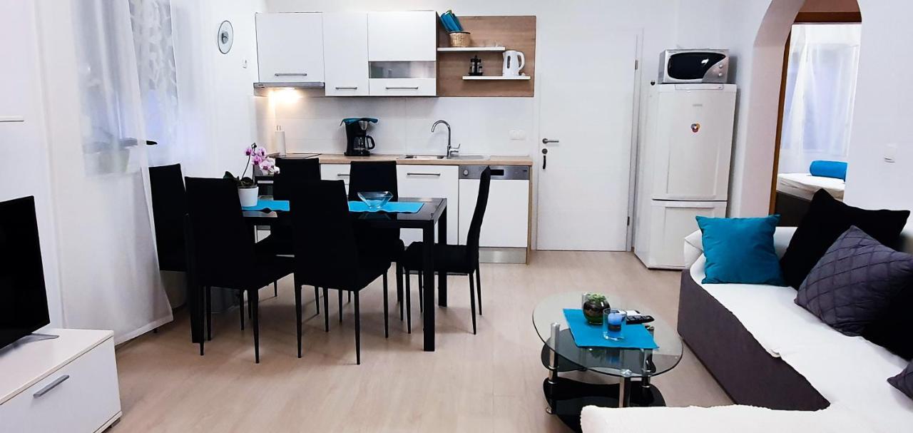 Radenka Zafron Apartment فوديس المظهر الخارجي الصورة