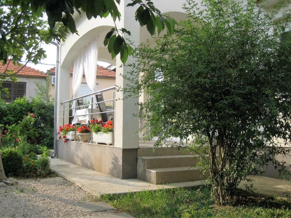 Radenka Zafron Apartment فوديس المظهر الخارجي الصورة